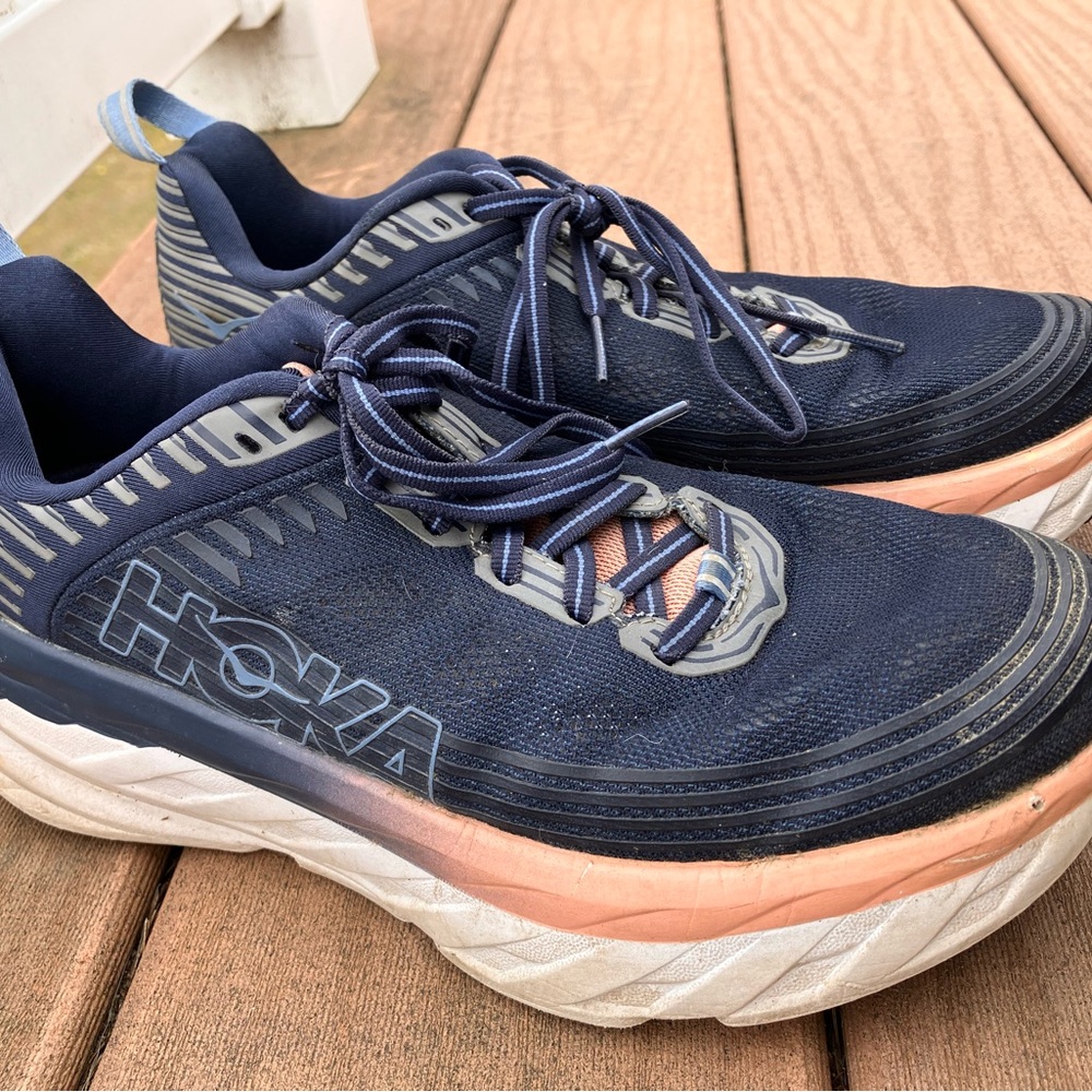 Hoka Bondi 6 Navy and Peach Athletic Shoes - Picture 4 of 7